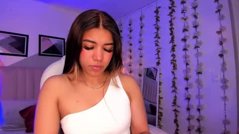 Snapshot of raven_dooll chatting on September 24, 2025, 4:16 am Raven online show from September 24, 2025, 4:16 am