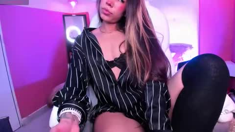 Snapshot of raven_dooll chatting on September 30, 2025, 2:49 am Raven online show from September 30, 2025, 2:49 am