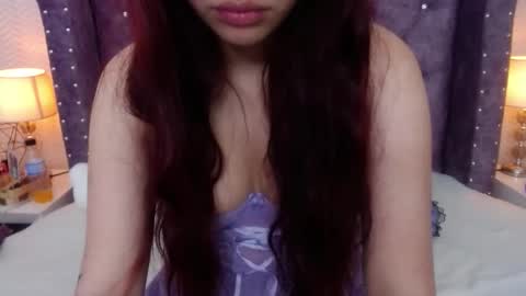 raven_love_ online show from November 8, 2025, 11:21 am