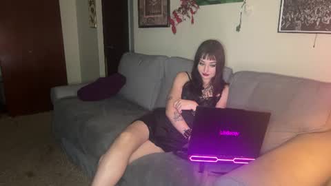 Snapshot of raven_rivers chatting on July 20, 2026, 2:48 am raven3 online show from July 20, 2026, 2:48 am