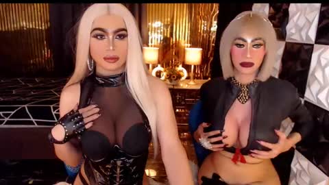 Snapshot of ravenmystiquex chatting on May 23, 2026, 2:50 am ravenmystiquex online show from May 23, 2026, 2:50 am
