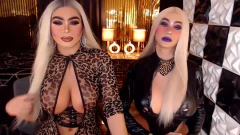 Snapshot of ravenmystiquex chatting on May 27, 2026, 9:50 am ravenmystiquex online show from May 27, 2026, 9:50 am