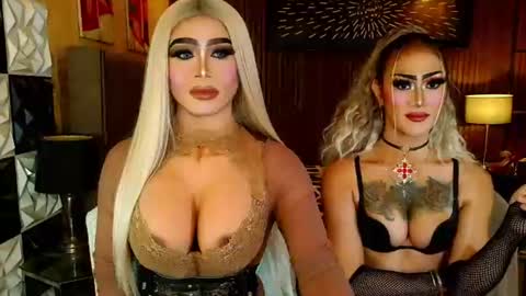 Snapshot of ravenmystiquex chatting on July 27, 2026, 9:16 am ravenmystiquex online show from July 27, 2026, 9:16 am