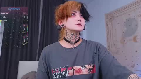 Snapshot of ravens_nest_ chatting on November 26, 2025, 11:33 am Raven online show from November 26, 2025, 11:33 am