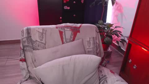 raventh_ online show from October 16, 2025, 2:29 pm