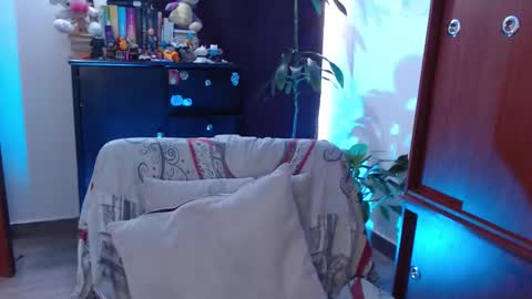 raventh_ online show from October 20, 2025, 3:01 pm