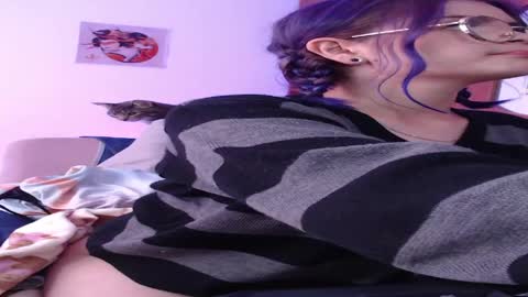 Snapshot of raventh_ chatting on May 27, 2026, 3:09 pm raventh_ online show from May 27, 2026, 3:09 pm