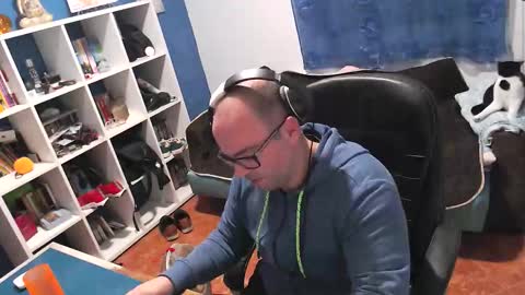 ravingr3d3 online show from November 1, 2025, 10:01 pm