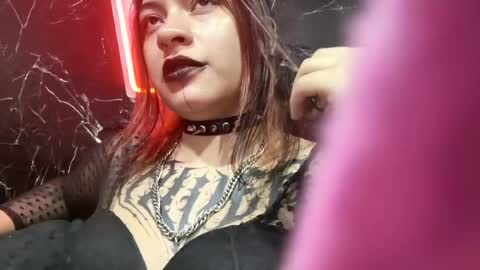 Anny and Spike online show from July 17, 2026, 1:34 am