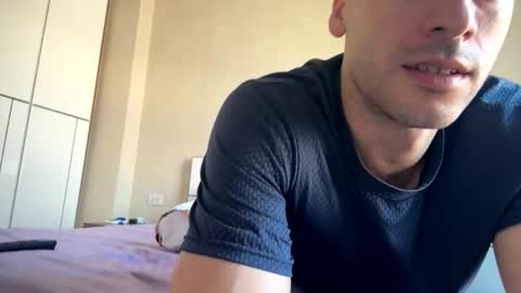 rawdr3 online show from February 21, 2026, 12:55 am