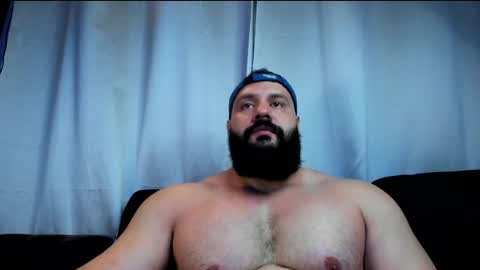 Snapshot of rawmathews chatting on May 10, 2026, 9:42 pm rawmathews online show from May 10, 2026, 9:42 pm