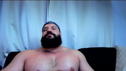 Snapshot of rawmathews chatting on May 18, 2026, 4:07 am rawmathews online show from May 18, 2026, 4:07 am