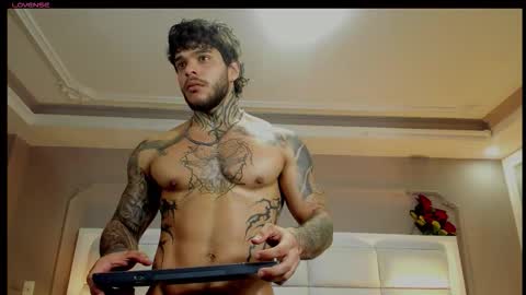 Snapshot of ray_coopers chatting on November 15, 2025, 3:26 am Ray Coopers online show from November 15, 2025, 3:26 am