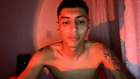 Snapshot of ray_grant chatting on August 4, 2026, 2:59 am Ray online show from August 4, 2026, 2:59 am