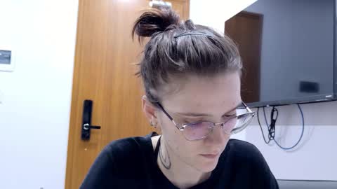 Ray-Ray online show from February 11, 2026, 10:20 am