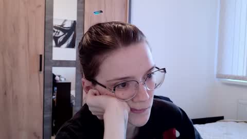 Ray-Ray online show from April 19, 2026, 5:12 pm