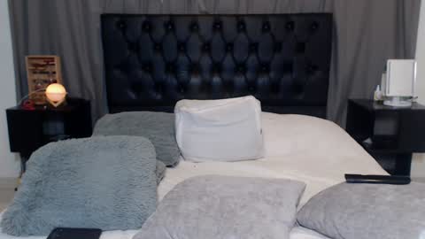 Ray online show from February 26, 2025, 1:32 am