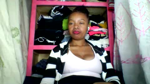 Snapshot of rayana_69 chatting on May 16, 2026, 12:51 am rayana_69 online show from May 16, 2026, 12:51 am