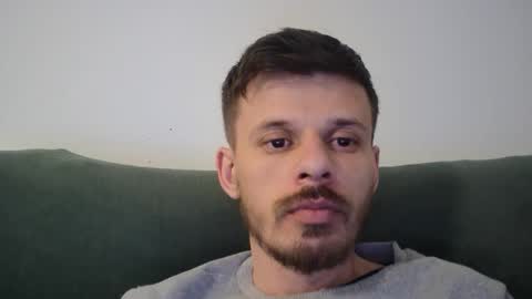 Snapshot of rayann27 chatting on May 15, 2026, 11:01 pm rayan online show from May 15, 2026, 11:01 pm