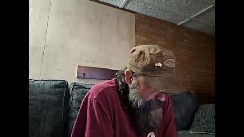 raybob252000 online show from October 16, 2025, 7:53 am