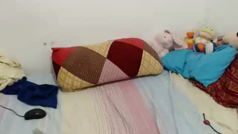 Snapshot of raycatt chatting on January 11, 2025, 5:10 am Ray online show from January 11, 2025, 5:10 am