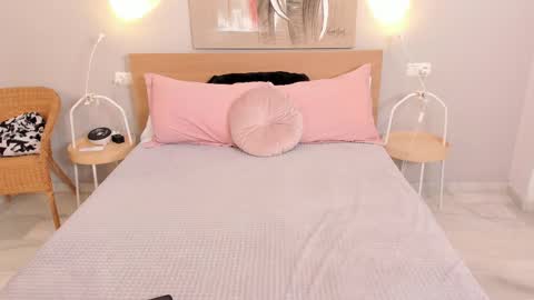 Raychell Black  online show from February 22, 2025, 3:03 pm