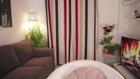 Snapshot of raychell_black chatting on March 28, 2026, 3:11 pm Raychell Black online show from March 28, 2026, 3:11 pm