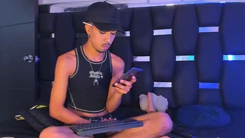 Rayn online show from September 17, 2025, 6:20 pm