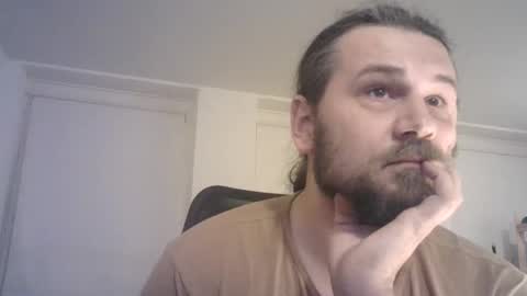 Snapshot of rayhaarlem chatting on November 30, 2025, 8:57 pm rayhaarlem online show from November 30, 2025, 8:57 pm