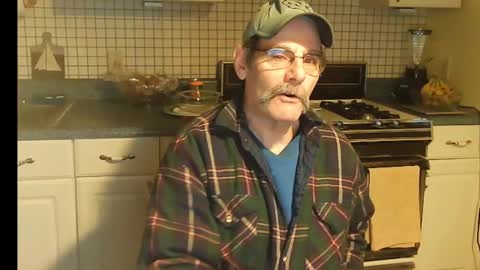 Snapshot of raylene4u2 chatting on February 20, 2025, 9:00 am Ray online show from February 20, 2025, 9:00 am