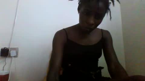 Snapshot of raylucia chatting on April 21, 2026, 2:56 pm ray online show from April 21, 2026, 2:56 pm