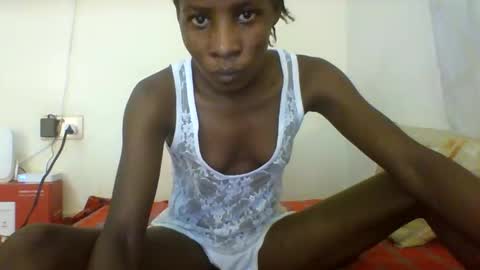 Snapshot of raylucia chatting on April 27, 2026, 3:04 am ray online show from April 27, 2026, 3:04 am