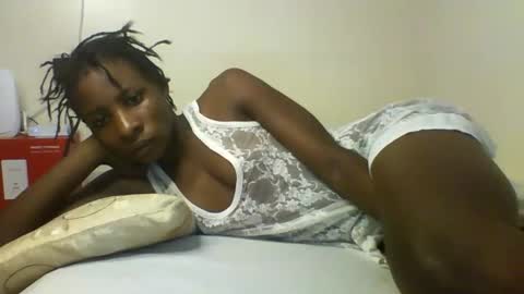 Snapshot of raylucia chatting on April 29, 2026, 3:05 pm ray online show from April 29, 2026, 3:05 pm