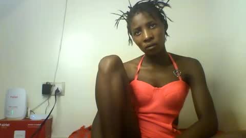 Snapshot of raylucia chatting on May 1, 2026, 1:32 am ray online show from May 1, 2026, 1:32 am