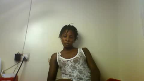 Snapshot of raylucia chatting on May 6, 2026, 2:33 pm ray online show from May 6, 2026, 2:33 pm