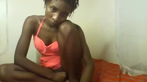Snapshot of raylucia chatting on May 20, 2026, 3:13 am ray online show from May 20, 2026, 3:13 am