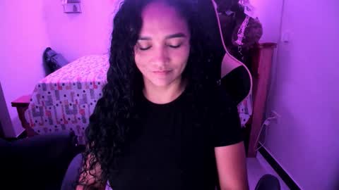 Snapshot of rayza_mature_ chatting on November 26, 2025, 7:26 pm Danna online show from November 26, 2025, 7:26 pm