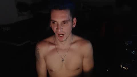 Snapshot of rayzel31 chatting on October 25, 2025, 7:52 pm Rayzel online show from October 25, 2025, 7:52 pm