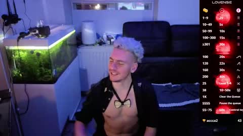 Snapshot of rayzel31 chatting on February 15, 2026, 12:07 am Rayzel online show from February 15, 2026, 12:07 am