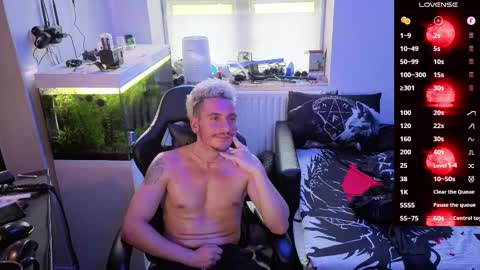 Snapshot of rayzel31 chatting on February 23, 2026, 3:20 pm Rayzel online show from February 23, 2026, 3:20 pm