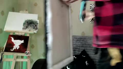  Yrriel Strife Candy-Demon Caveboy mr. Cringe   online show from April 18, 2026, 5:33 am