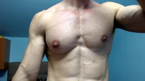 razorramon13 online show from July 28, 2026, 11:39 am