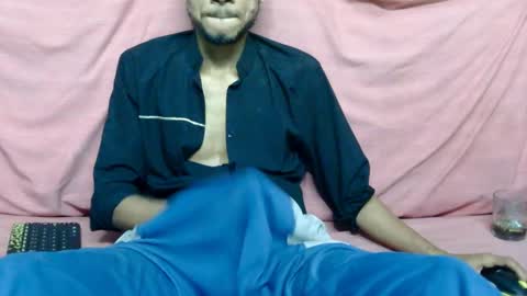 Snapshot of rcleonelxsuman chatting on February 1, 2025, 5:26 pm Rc leonelx online show from February 1, 2025, 5:26 pm