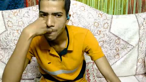 Snapshot of rcleonelxsuman chatting on February 12, 2025, 12:33 pm Rc leonelx online show from February 12, 2025, 12:33 pm
