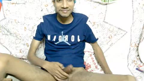 Snapshot of rcleonelxsuman chatting on February 14, 2025, 9:32 pm Rc leonelx online show from February 14, 2025, 9:32 pm