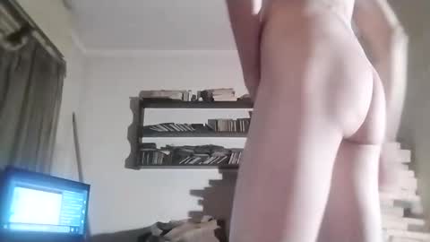 rdcervetto81 online show from November 12, 2025, 5:41 am