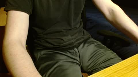 Scrappy Coco online show from April 8, 2026, 11:27 pm