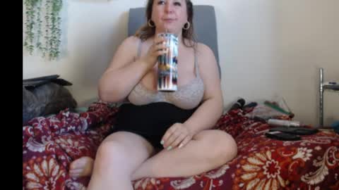 Snapshot of real_36_dd chatting on April 22, 2026, 3:24 pm Fannie online show from April 22, 2026, 3:24 pm