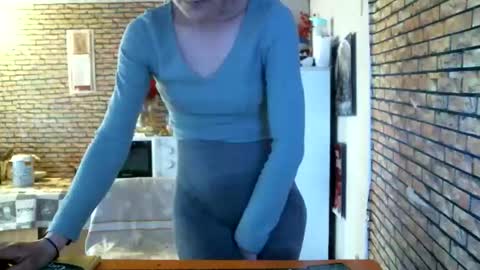 real_coupl3 online show from March 25, 2026, 7:25 am