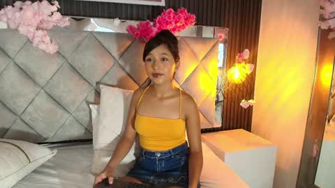 Snapshot of real_doncella_pussy chatting on April 18, 2026, 8:42 pm DONCELLA online show from April 18, 2026, 8:42 pm